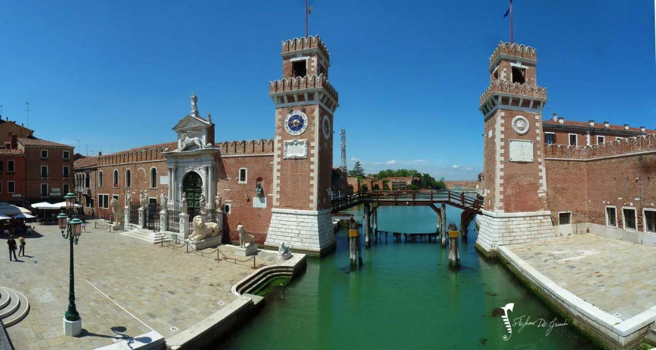 Monolocale La Corte Biennale Venesia Bagian luar foto